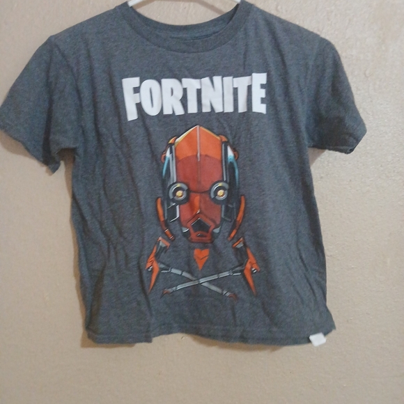 boy's t-shirt - Picture 1 of 3